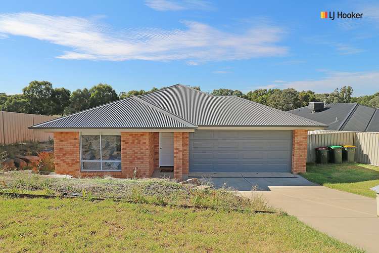 Main view of Homely house listing, 17 Sunvale Crescent, Estella NSW 2650