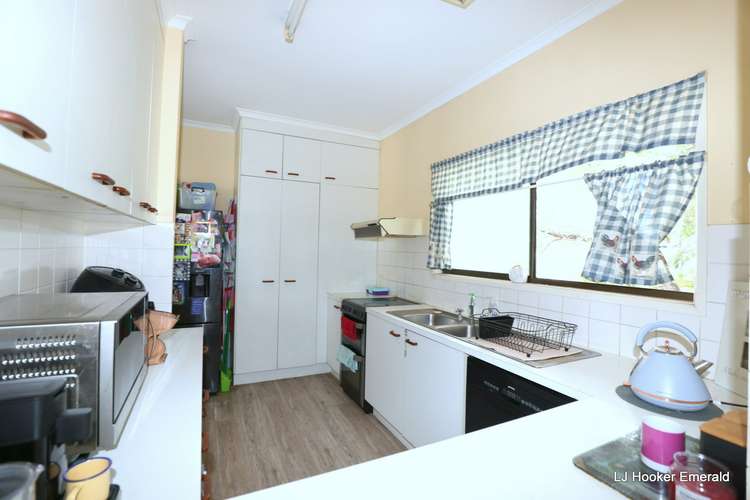 Fifth view of Homely house listing, 4 Maguire Place, Emerald QLD 4720