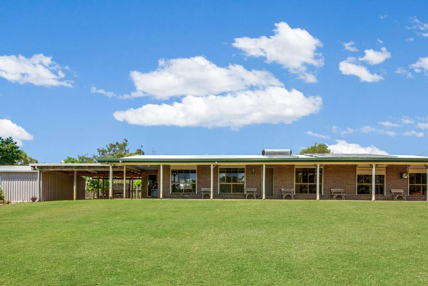 Main view of Homely acreageSemiRural listing, 5 Helen Crescent, Wurdong Heights QLD 4680