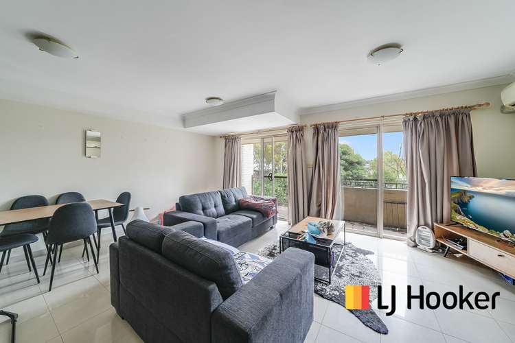 Fourth view of Homely apartment listing, 20/41 Woodhouse Drive, Ambarvale NSW 2560