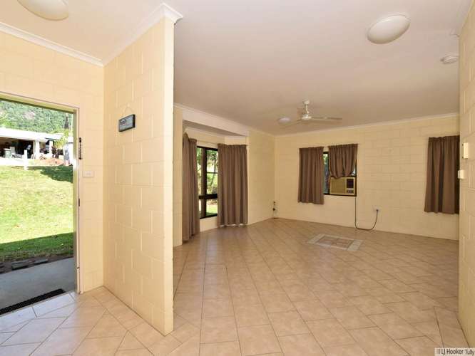 Fourth view of Homely house listing, 2 Hielscher Street, Tully QLD 4854
