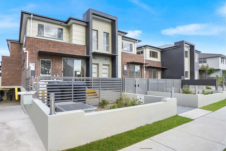 Second view of Homely townhouse listing, 10/27-29 Tungarra Road, Girraween NSW 2145