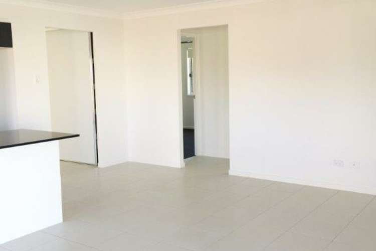Fourth view of Homely house listing, 86 Bradman Way, Urangan QLD 4655