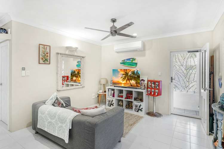 Fifth view of Homely house listing, 10 Feathertop Close, Smithfield QLD 4878