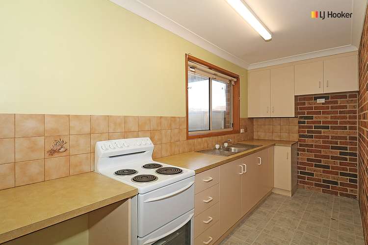 Fourth view of Homely house listing, Unit 2/19 Bulolo Street, Ashmont NSW 2650