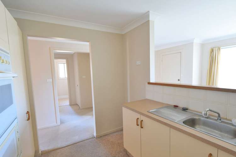 Fifth view of Homely unit listing, 4/4 Old Barracks Lane, Young NSW 2594