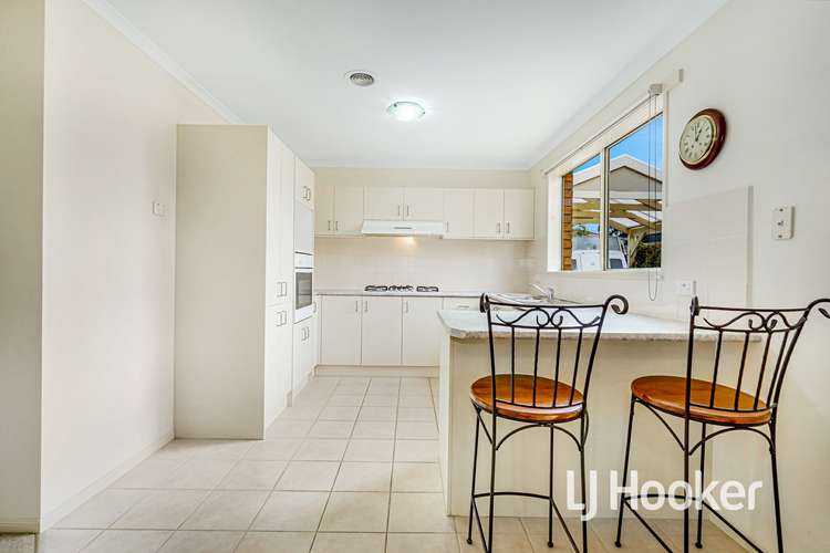 Fifth view of Homely house listing, 1 Kells Close, Cranbourne East VIC 3977