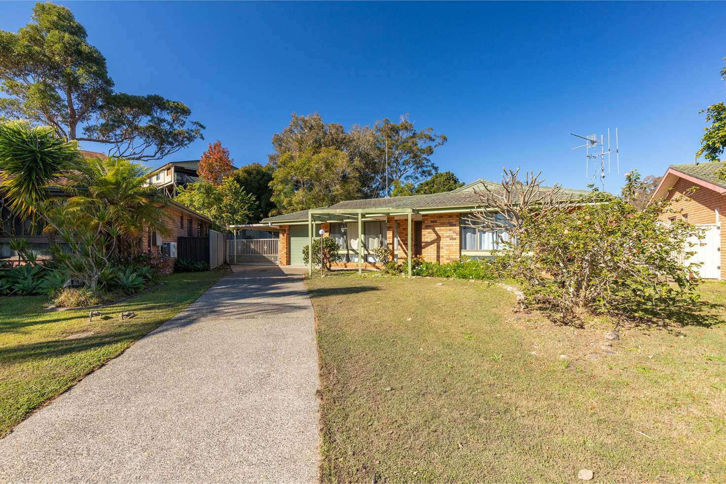 Main view of Homely house listing, 8 Endeavour Court, Forster NSW 2428
