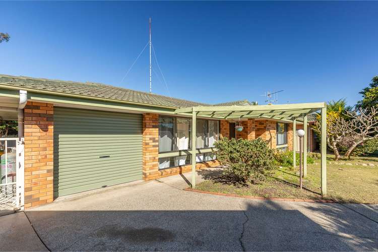 Third view of Homely house listing, 8 Endeavour Court, Forster NSW 2428