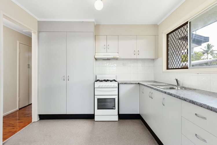 Second view of Homely house listing, 27 Marchant Street, Manoora QLD 4870
