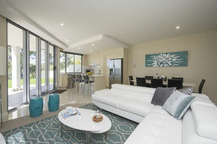 Third view of Homely unit listing, 204/10 Wyndham Avenue, Boyne Island QLD 4680