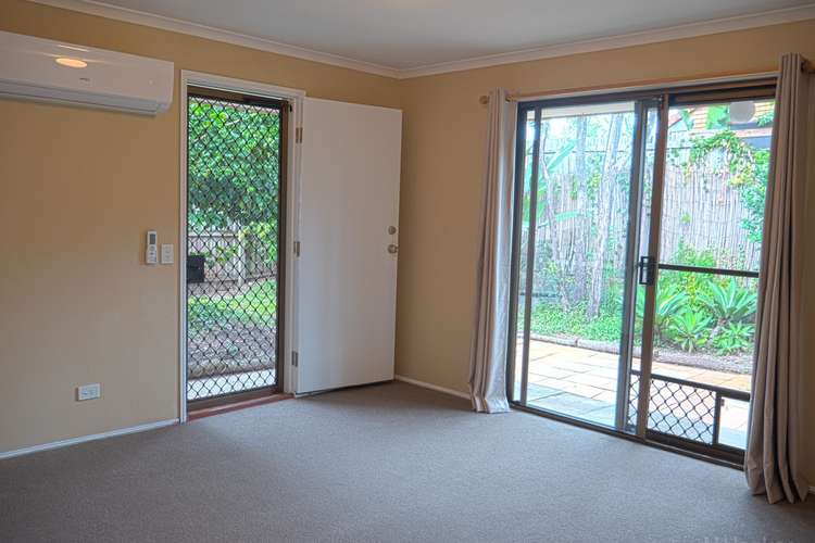 Fourth view of Homely semiDetached listing, 2/8 Academy Street, Oxenford QLD 4210