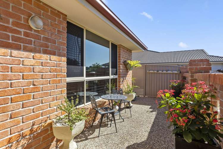 Fifth view of Homely semiDetached listing, 1/9 Seabreeze Boulevard, Pottsville NSW 2489