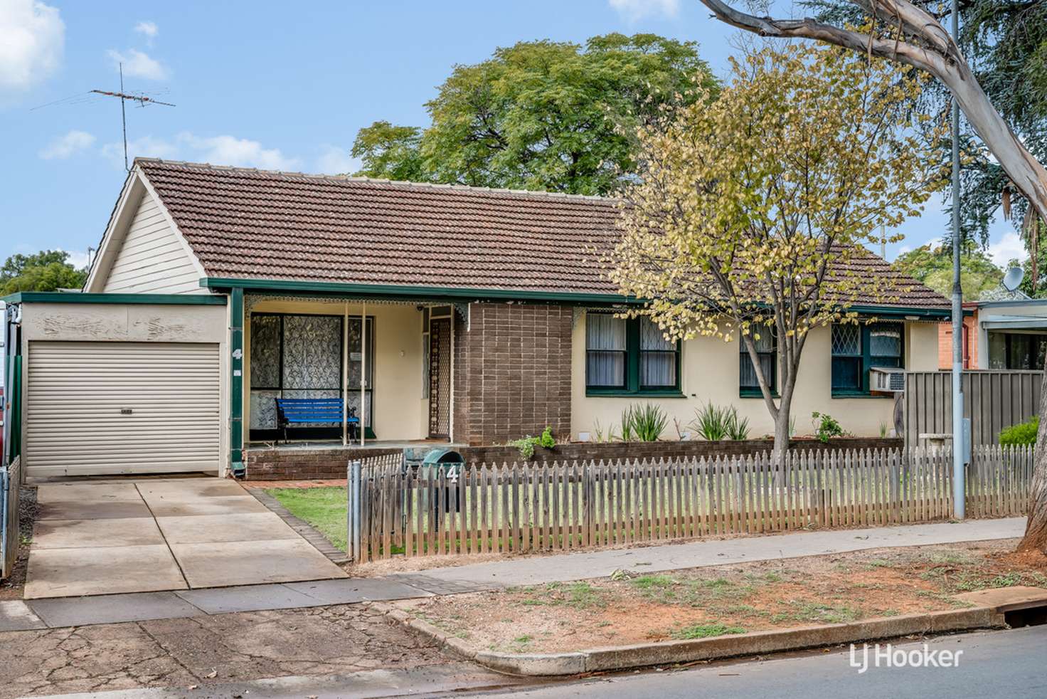 Main view of Homely house listing, 4 Wallace Road, Elizabeth Vale SA 5112