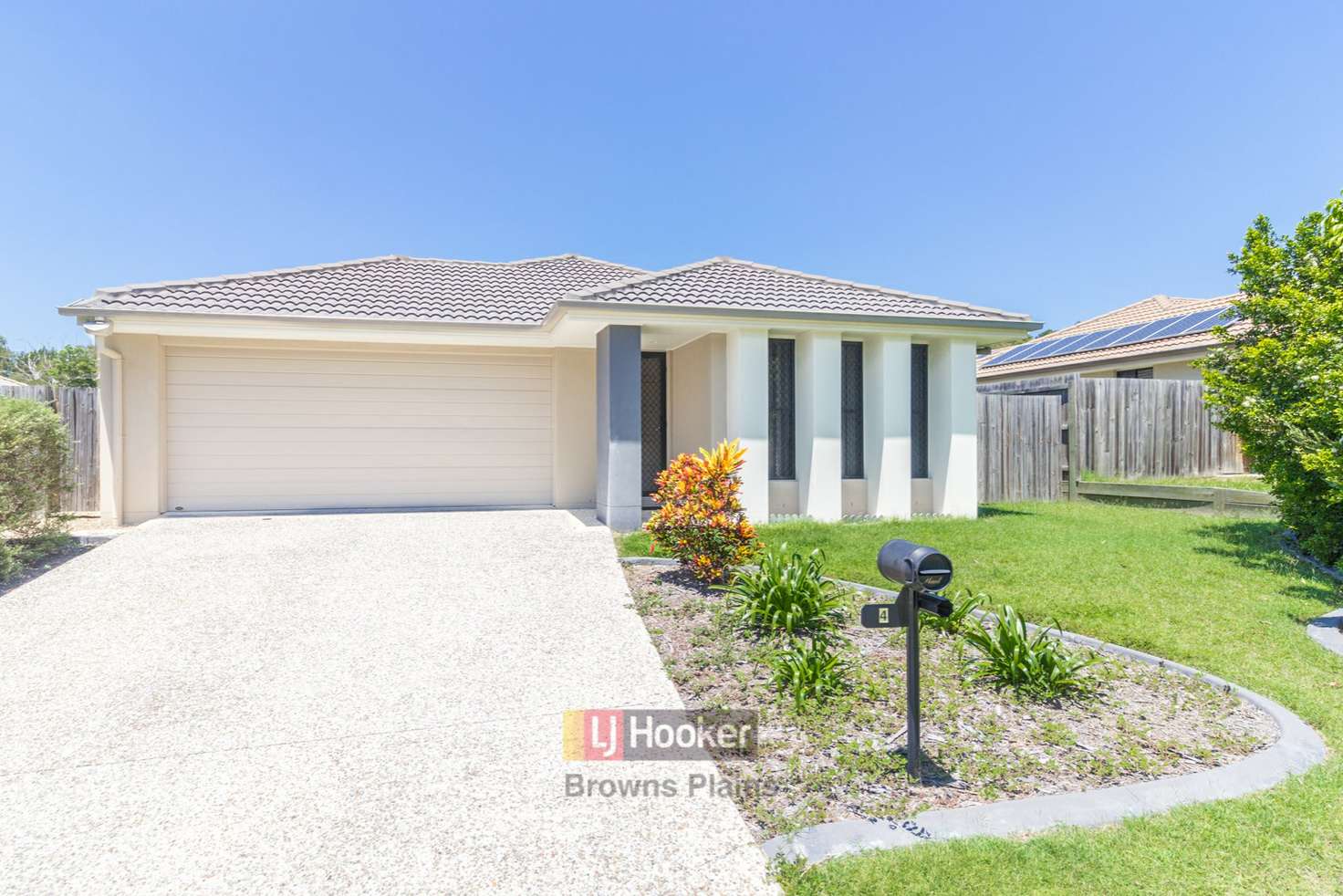 Main view of Homely house listing, 4 Lachlan Lane, Hillcrest QLD 4118