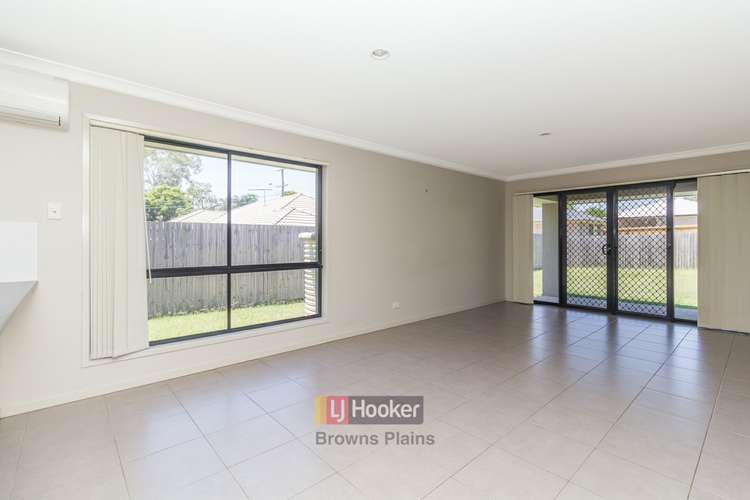 Third view of Homely house listing, 4 Lachlan Lane, Hillcrest QLD 4118