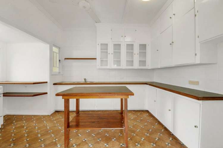 Seventh view of Homely house listing, 260 Auckland Street, South Gladstone QLD 4680