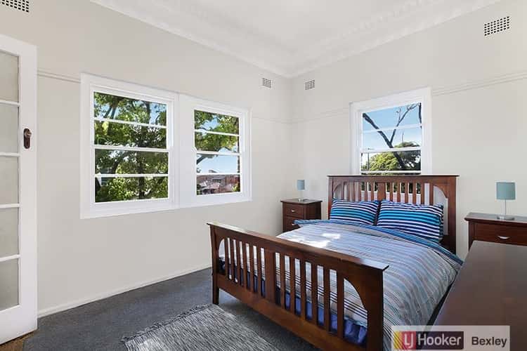 Third view of Homely apartment listing, 6/39 Harrow Road, Bexley NSW 2207