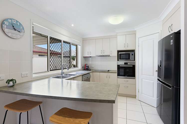 Sixth view of Homely house listing, 2 Sable Close, Thornlands QLD 4164