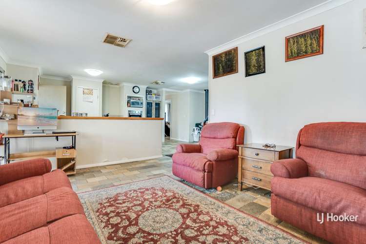 Seventh view of Homely house listing, 4 Ferris Green, Parmelia WA 6167