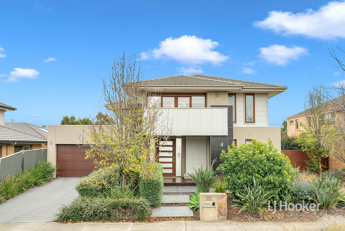 Main view of Homely house listing, 10 Kingsford Drive, Point Cook VIC 3030