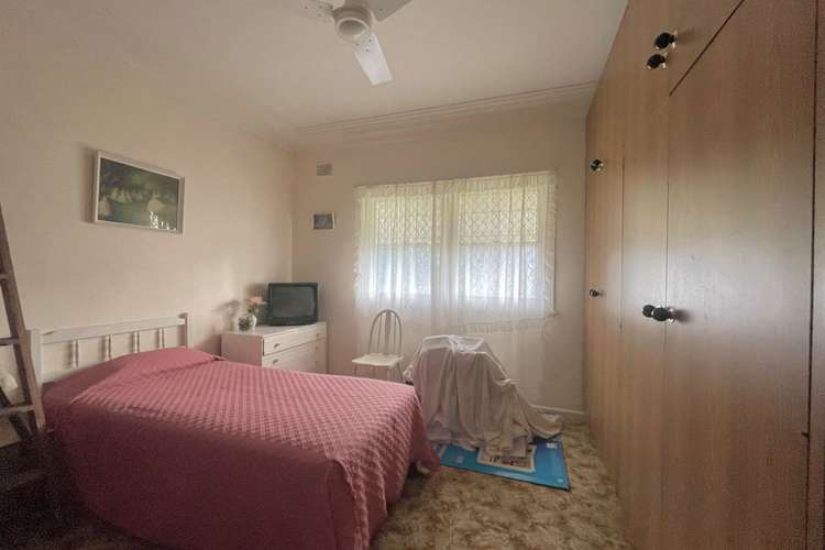 Fifth view of Homely house listing, 11 Woolana Avenue, Budgewoi NSW 2262