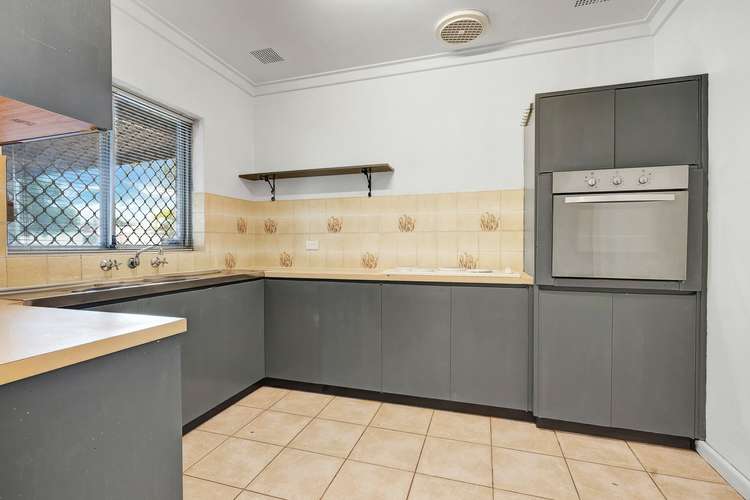 Fifth view of Homely house listing, 7 Olney Place, Huntingdale WA 6110