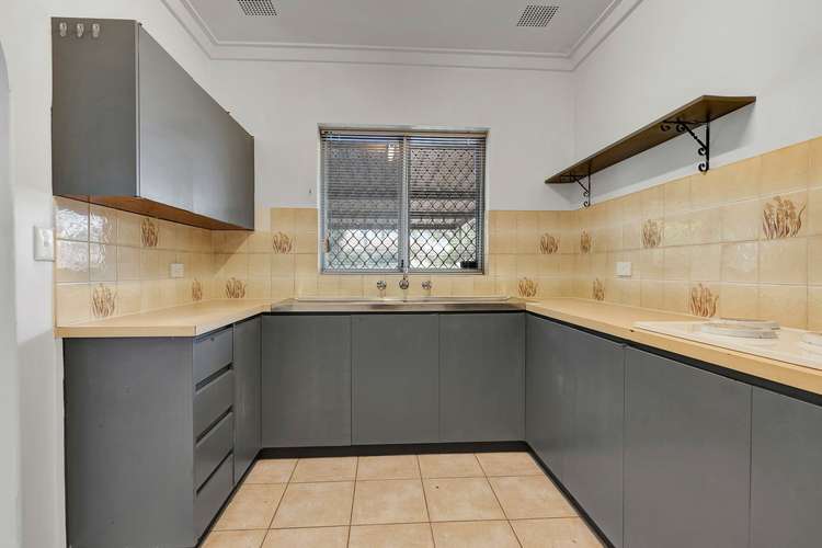 Sixth view of Homely house listing, 7 Olney Place, Huntingdale WA 6110