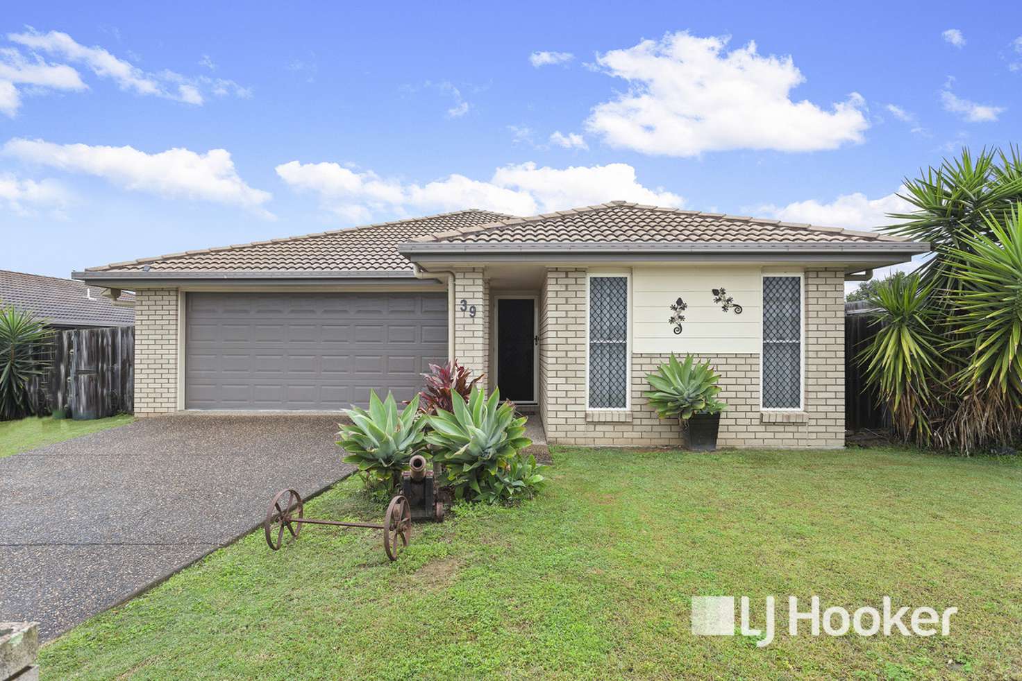 Main view of Homely house listing, 39 Sandpiper Drive, Lowood QLD 4311