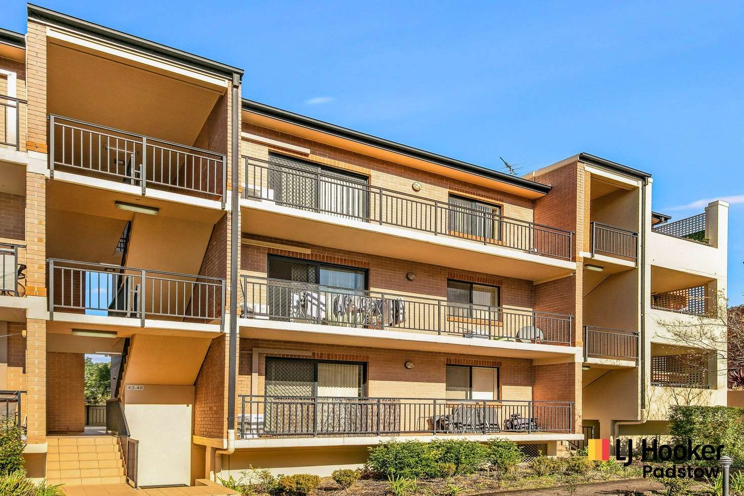 Main view of Homely unit listing, 42/68 Davies Road, Padstow NSW 2211