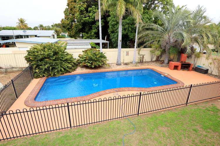 Second view of Homely house listing, 4 Dearden Place, Emerald QLD 4720