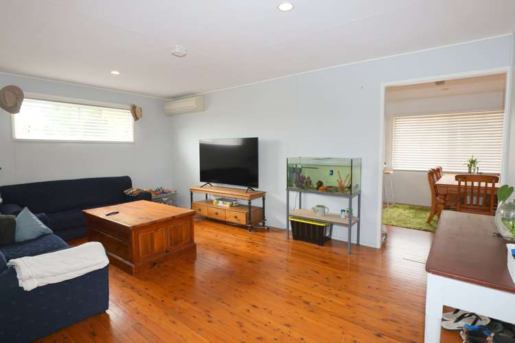 Fourth view of Homely house listing, 4 Dearden Place, Emerald QLD 4720