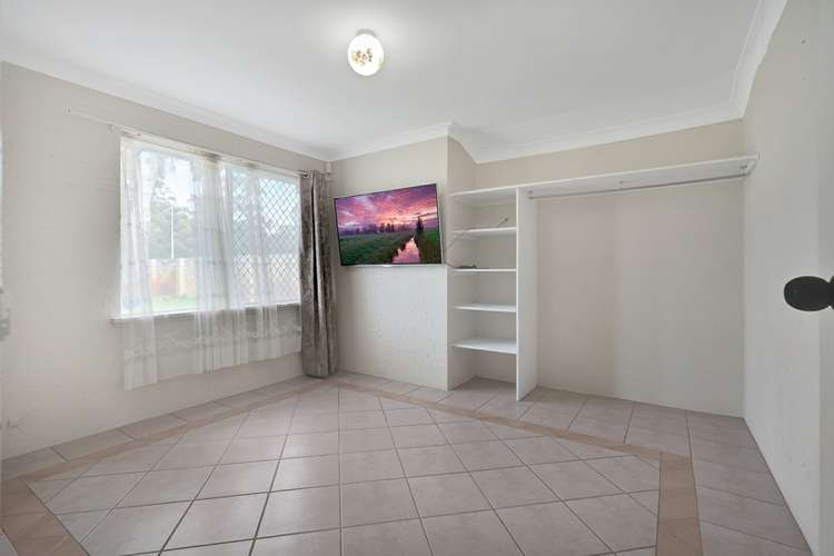 Seventh view of Homely house listing, 13 Beechcroft Place, Camillo WA 6111