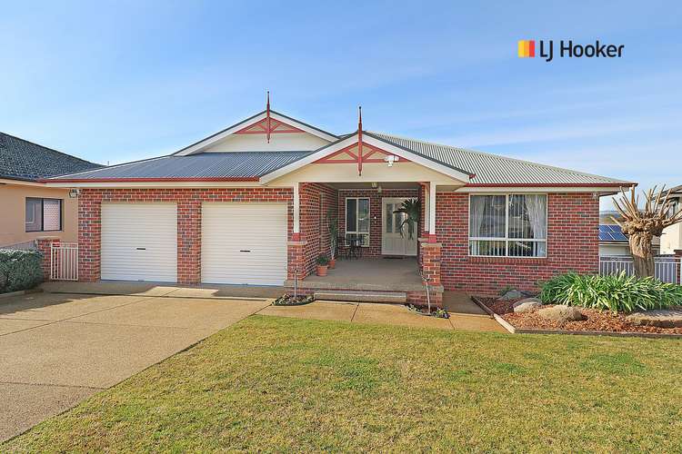 9 Headley Place, Kooringal NSW 2650