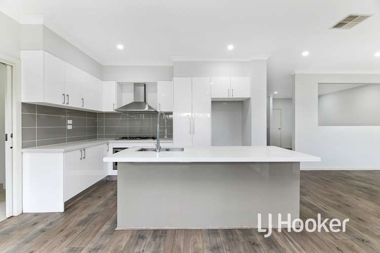 Fifth view of Homely unit listing, 19/365 Pound Road, Hampton Park VIC 3976