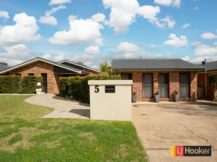 Main view of Homely house listing, 5 Camira Crescent, Hillvue NSW 2340