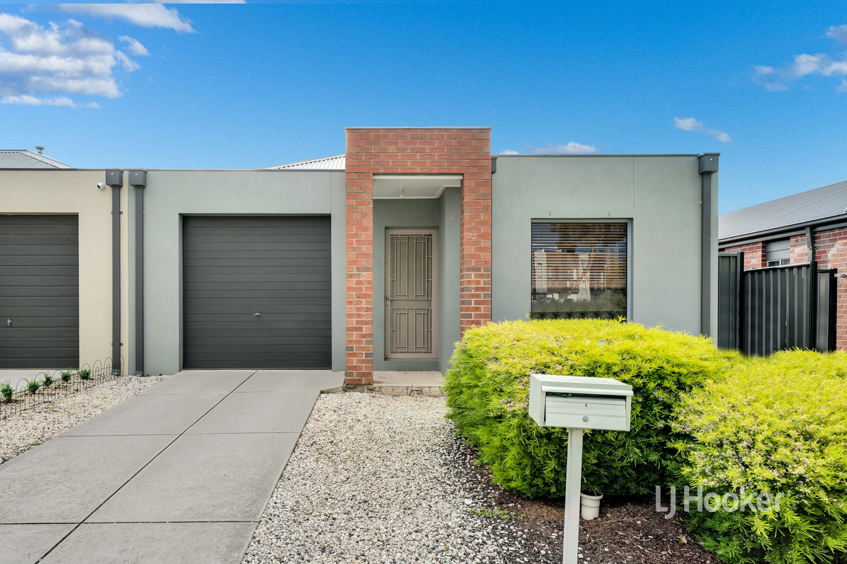 Main view of Homely house listing, 6/39 Astley Crescent, Point Cook VIC 3030