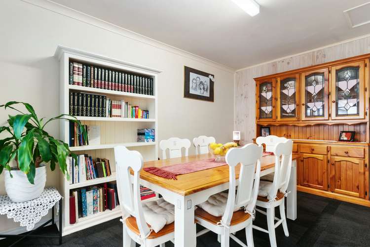 Sixth view of Homely house listing, 1A Klopper Court, Bairnsdale VIC 3875