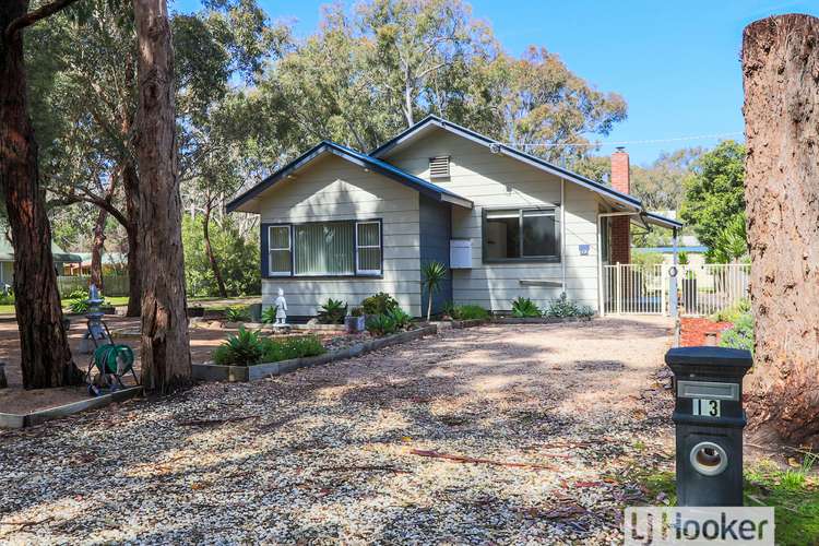 13 Ninth Parade, Raymond Island VIC 3880