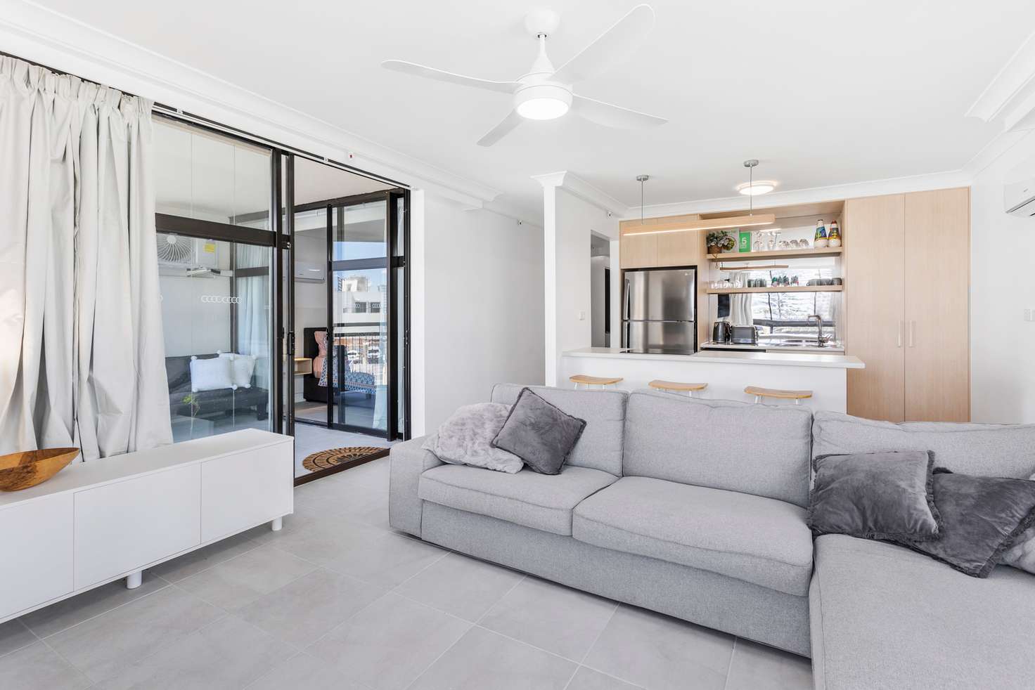 Main view of Homely apartment listing, 409/18 Hanlan Street, Surfers Paradise QLD 4217