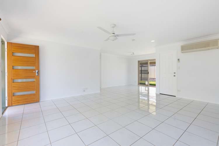 Fifth view of Homely semiDetached listing, 2/1 Club Crescent, Redland Bay QLD 4165