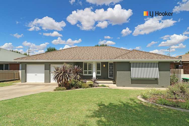 12 Nathan Place, Kooringal NSW 2650