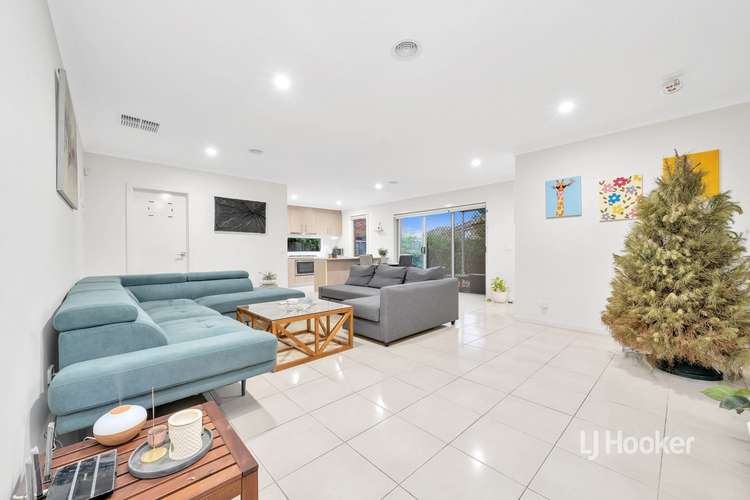 Fifth view of Homely house listing, 18 Parkstone Crescent, Point Cook VIC 3030
