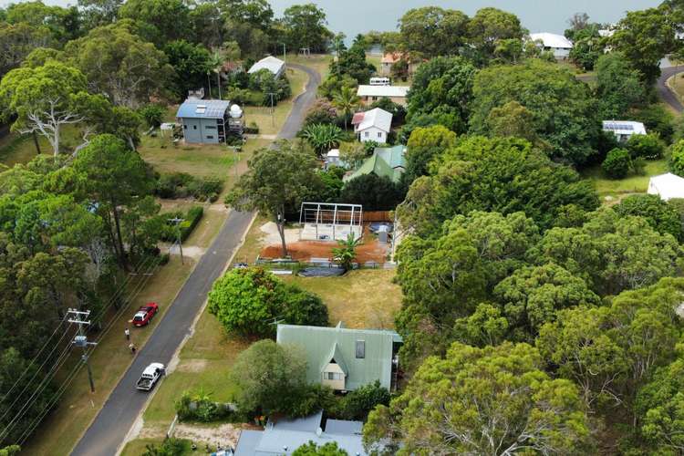 Sixth view of Homely house listing, 28 CREST HAVEN, Lamb Island QLD 4184