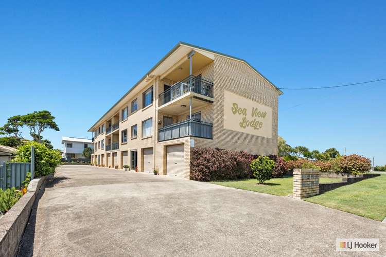 Main view of Homely unit listing, 2/32 Seaview Street, Kingscliff NSW 2487