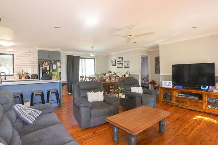 Sixth view of Homely house listing, 8 Vicki Close, Emerald QLD 4720