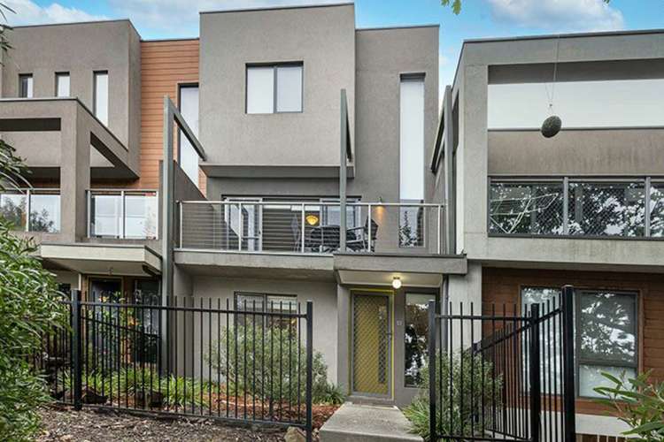 Main view of Homely townhouse listing, 12 English Close, Mooroolbark VIC 3138
