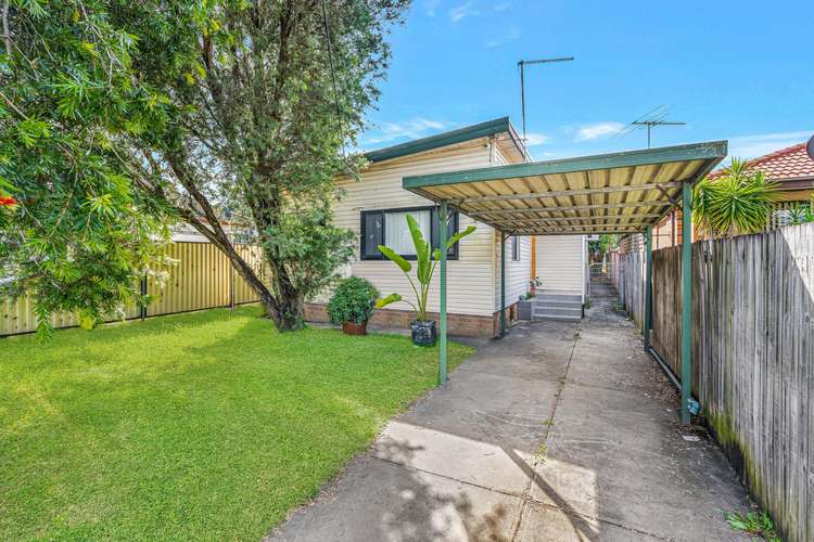 166 Orchardleigh Street, Old Guildford NSW 2161