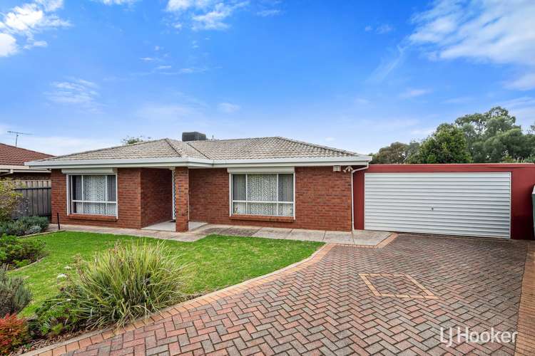 15 Carob Crescent, Craigmore SA 5114