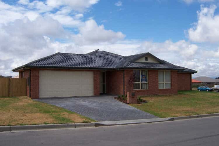 Main view of Homely house listing, 2 Graham Avenue, Singleton NSW 2330